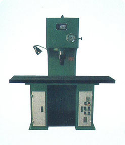 單柱液壓機(jī)的原理和基本原則